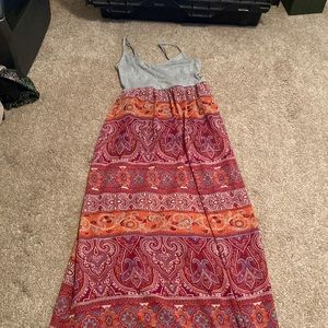 Small Forever 21 Maxi Dress
